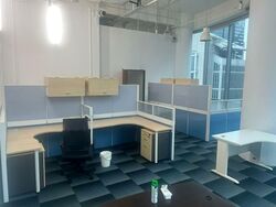 Oxley Tower (D1), Office #598079331